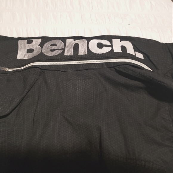 Bench Small Jacket - Picture 3 of 9